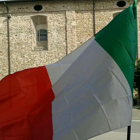 Le Rondini Apartment