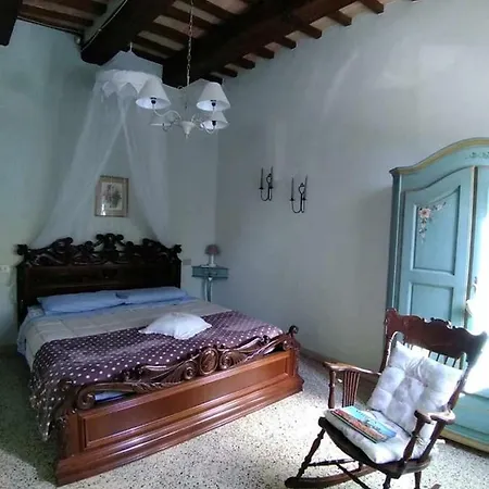 Le Rondini Apartment